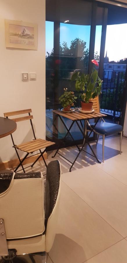 Jadwin Beautiful Room Share Toilet 2 People 런던 외부 사진